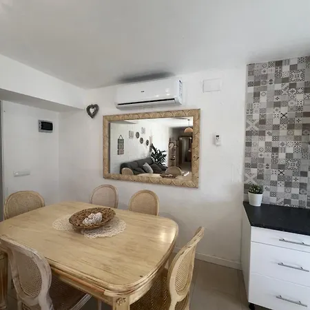 Apartment Loft, Jardin Y Piscina Privada *